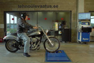 Mootorratta tehnoülevaatus- L-piduristend